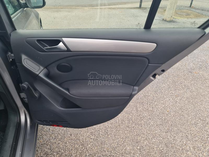 Volkswagen Golf 6 1.6TDI N E M A C K A