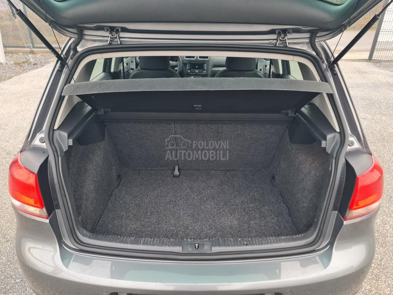 Volkswagen Golf 6 1.6TDI N E M A C K A