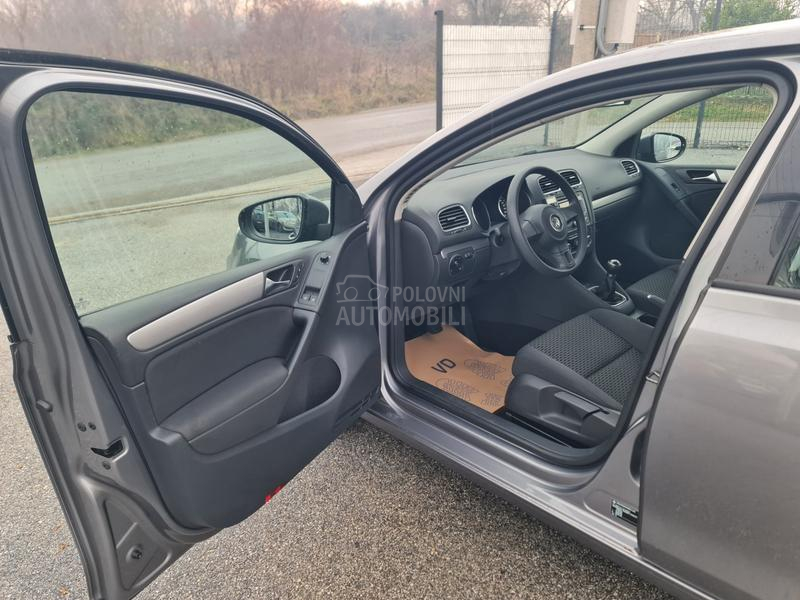 Volkswagen Golf 6 1.6TDI N E M A C K A