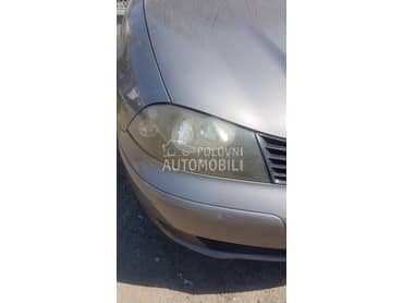 Farovi za Seat Cordoba