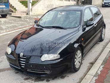 Alfa Romeo 147 2004. god. -  kompletan auto u delovima