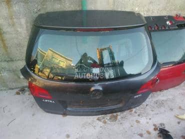 Zadnja vrata za Opel Astra J od 2009. do 2016. god.