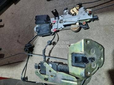Brava Mehanizam brave za Citroen C8 od 2000. do 2010. god.