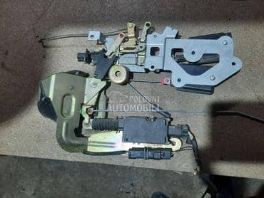 Brava Mehanizam brave za Peugeot 807 od 2000. do 2010. god.