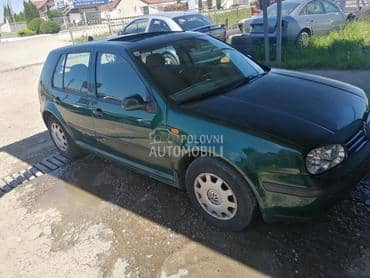 Volkswagen Golf 4 -  kompletan auto u delovima