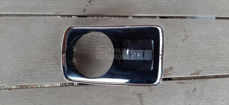 Poklopac prekidača svetala