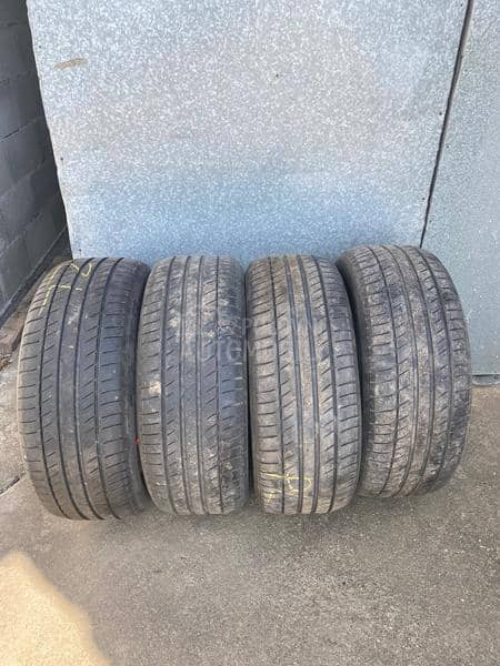 Michelin 215/50 R17 Letnja