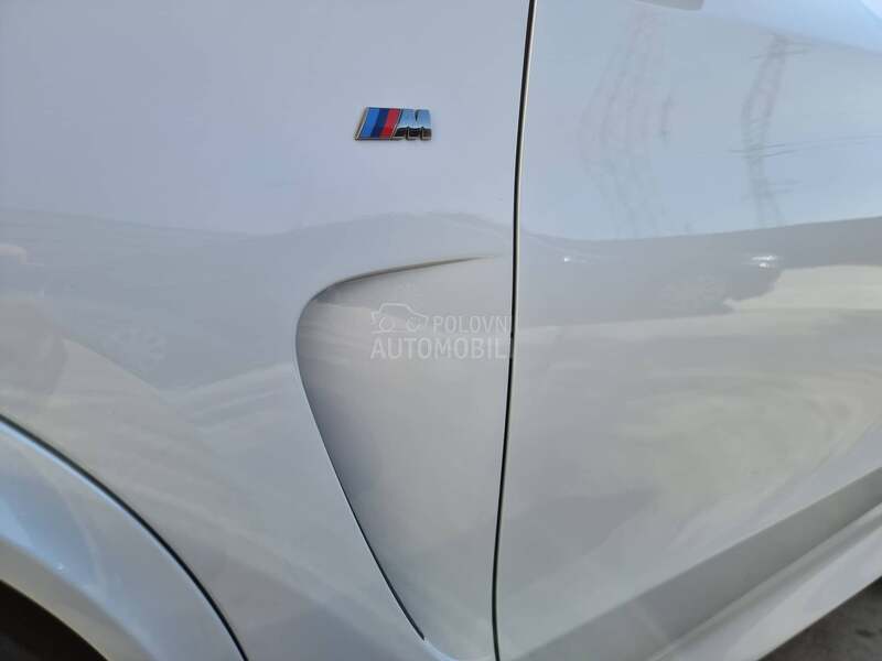 BMW X5 M50D