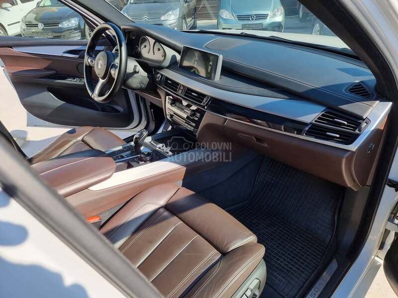 BMW X5 M50D
