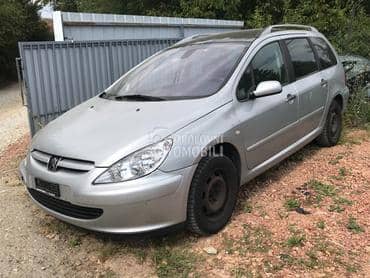 Levi retrovizor za Peugeot 307 od 2001. do 2008. god.
