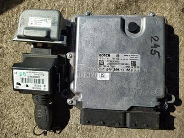 Kompjuter motora za Mercedes Benz B 200 od 2009. do 2011. god.