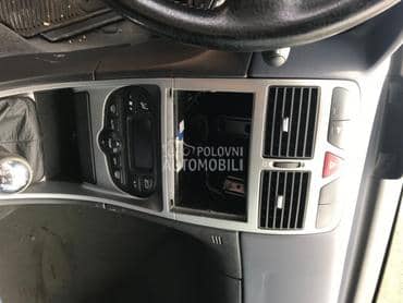 Radio CD/multimedija za Peugeot 307