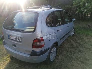 Renault Scenic 2002. god. -  kompletan auto u delovima