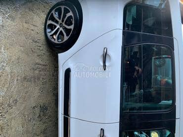 Zadnja desna vrata za Citroen C3 Picasso od 2009. do 2014. god.