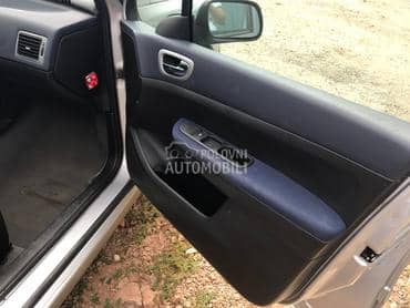 Tepih za Peugeot 307 od 2001. do 2008. god.