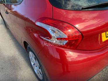 Levo stop svetlo za Peugeot 208 od 2012. do 2016. god.