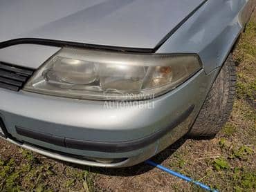 levi far za Renault Laguna