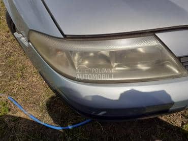 desni far za Renault Laguna