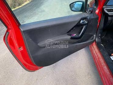 Tapacir vrata za Peugeot 208 od 2012. do 2016. god.