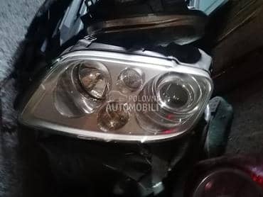 Far ksenon levi za Volkswagen Touran od 2004. do 2006. god.