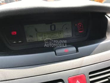 KM sat za Citroen C4 Grand Picasso od 2006. do 2013. god.