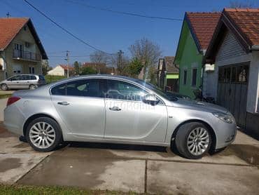 Kompletan auto u delovima za Opel Insignia od 2008. do 2013. god.