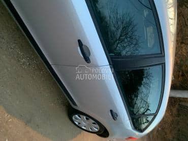 zadnja leva vrata za Citroen C4 od 2004. do 2010. god.