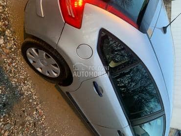 Zadnja desna vrata za Citroen C4 od 2004. do 2010. god.