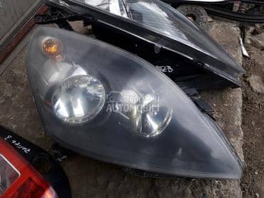 Desni far zafira B za Opel Zafira