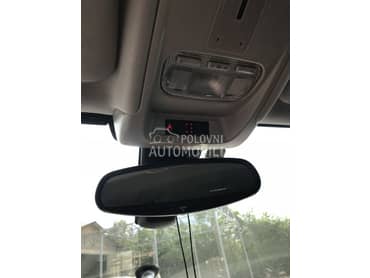 Srednji retrovizor za Citroen C5 od 2008. do 2014. god.