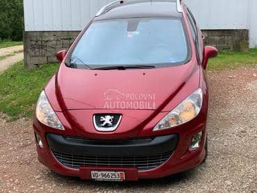 prednji branik za Peugeot 308 od 2008. do 2011. god.