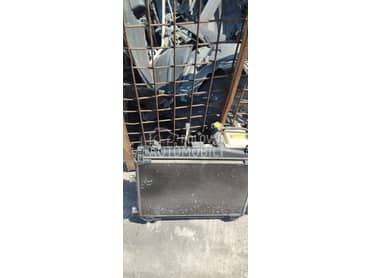 Hladnjak i posuda za Toyota Yaris od 2002. do 2011. god.