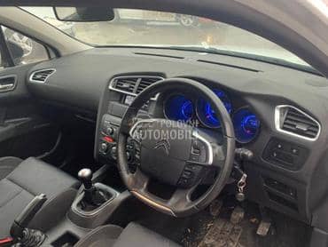 Tabla sa airbagom za Citroen C4 od 2010. do 2014. god.