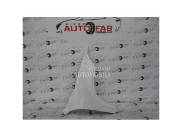 Desno krilo blatobran za BMW X1 od 2015. do 2021. god.