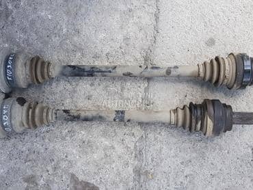 Zadnje poluosovine f10 3.0xd za BMW 530 od 2010. do 2015. god.