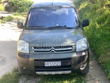 prednji branik za Citroen Berlingo od 2000. do 2008. god.