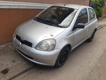 Delovi za Toyota Yaris 1.0b