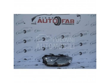 Far za Audi Q3 od 2011. do 2015. god.