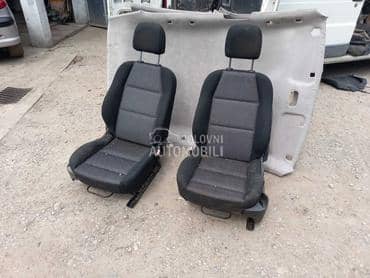 sedista 5 vrata za Peugeot 307 od 2001. do 2009. god.