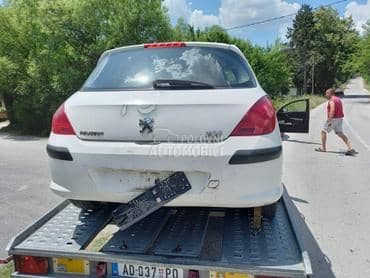 branik zadnji za Peugeot 308 od 2008. do 2011. god.