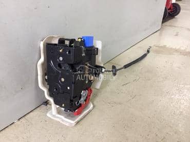 BRAVE VRATA za Volkswagen Golf 5, Golf 6, Passat B6 ...