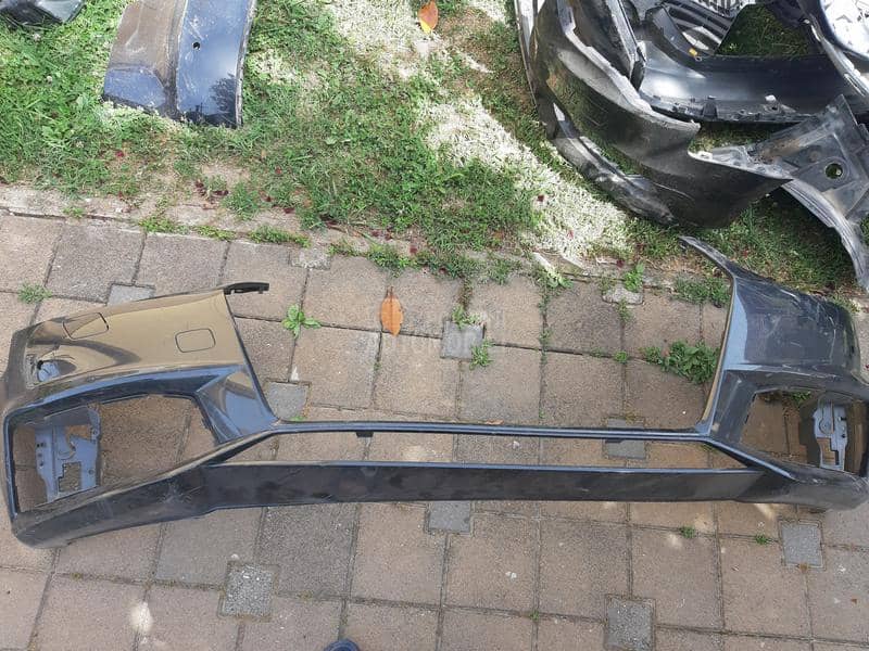 Prednji branik s-line