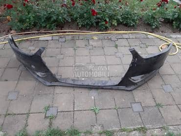 Prednji branik za Audi A4