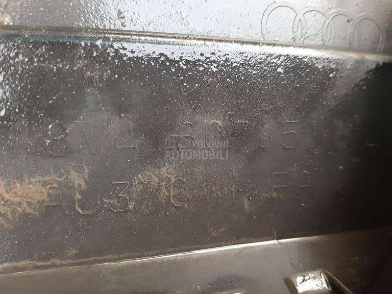 Zadnji branik s-line