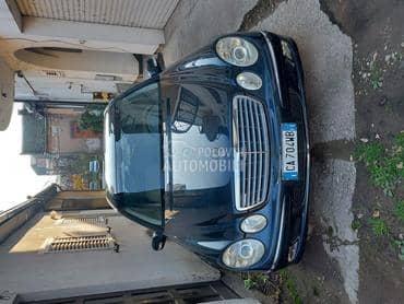 Mercedes Benz E Klasa -  kompletan auto u delovima