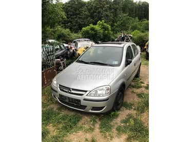 Opel Corsa C 1.0XEP 2005. god. -  kompletan auto u delovima