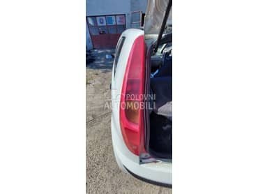Stop svetla za Fiat Punto