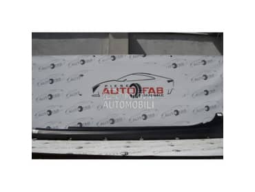 Prag sajtna za Maserati Ghibli od 2013. do 2021. god.