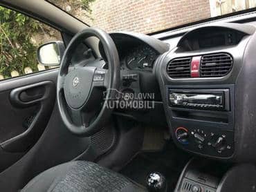 Lajsna enterijera za Opel Corsa C od 2000. do 2006. god.