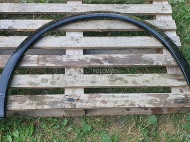 rub krila za Porsche Cayenne